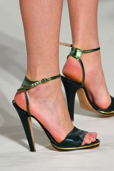 Look 12